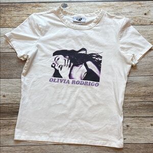Olivia Rodrigo Fitted Tee by Cotton On